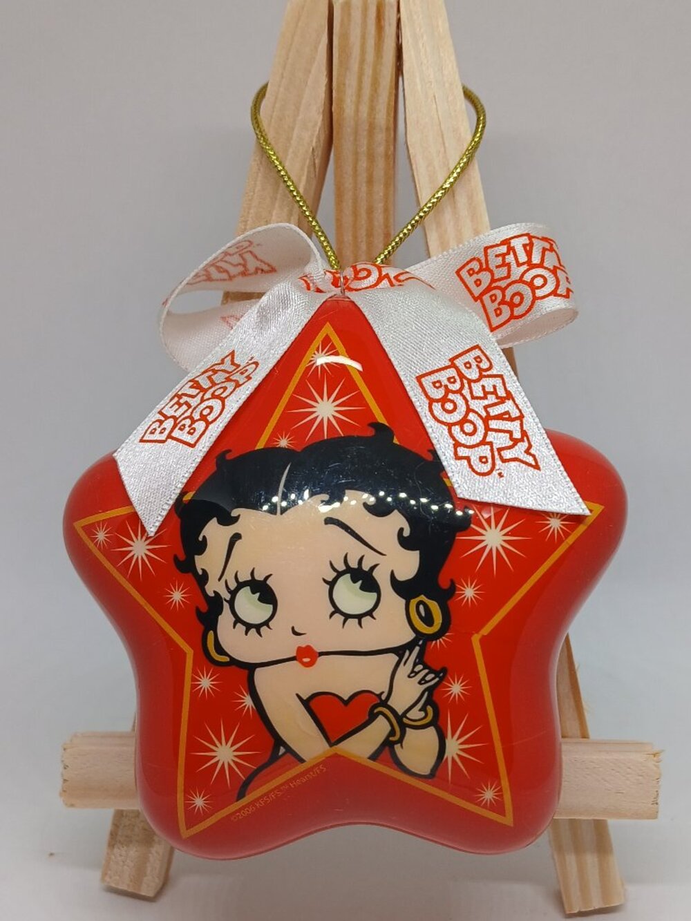 2006 Glossy Red STAR BETTY BOOP HOLIDAY CHRISTMAS ORNAMENT